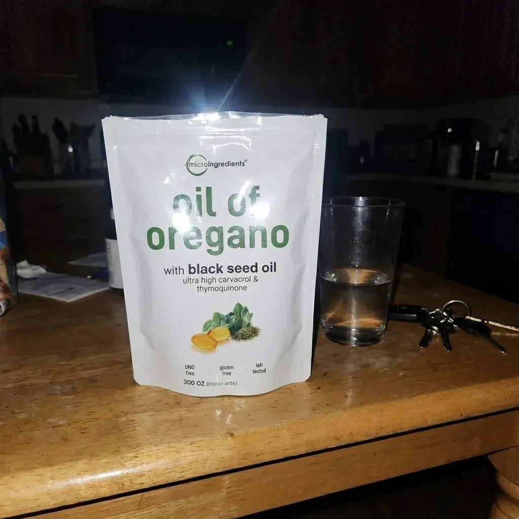 Cliente mostrando el producto en casa